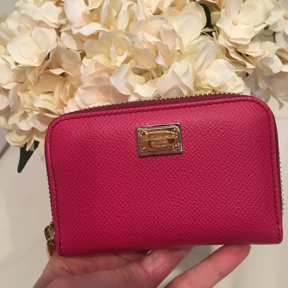 🔥‼️Brand new authentic dolce & gabbana wallet🔥‼️